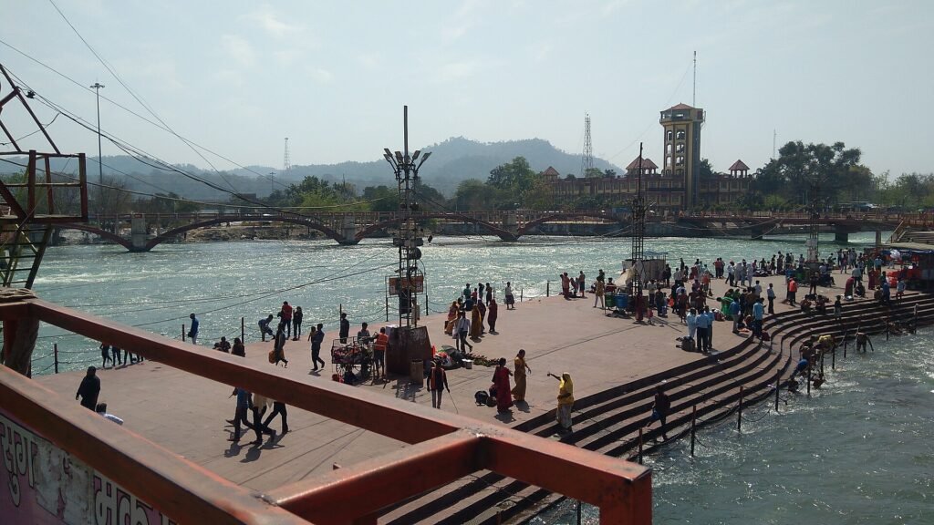Clock tower and ghats at Har Ki Pauri